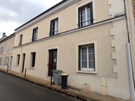 en exclusivité sur briis sous forges - 2 pieces au 1er étage