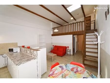appartement t1 mezzanine meublé climatisé proche lycée laetitia