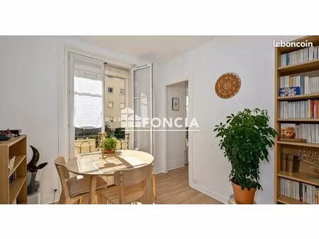 chevaleret / station f - deux pieces en parfait etat- calme et ensoleille