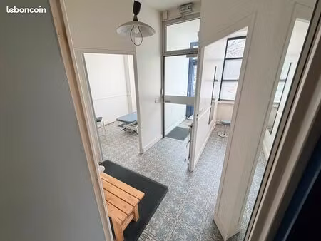 local professionnel de 4 pièces - 58㎡ avec appartement