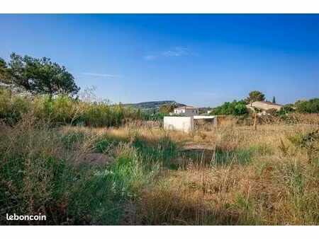 terrain 860 m² ventabren