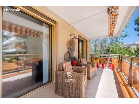 appartement 3 pièces 103 m²