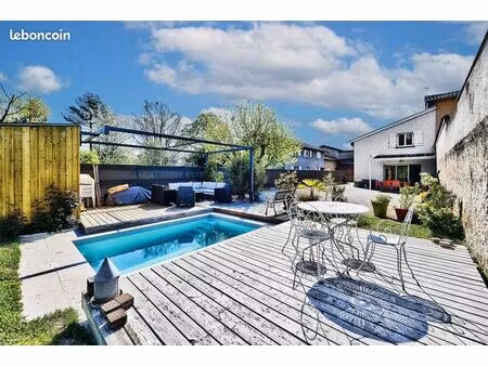 maison 5 pièces 90 m²