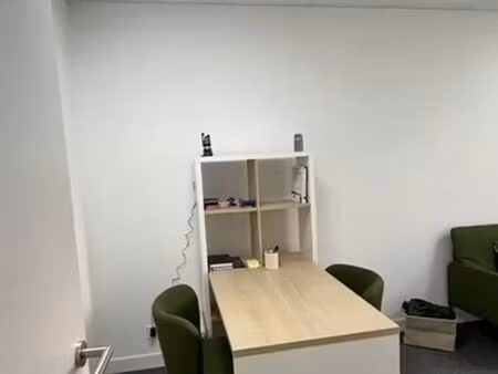 à louer – bureau en centre d’affaires – peymeinade