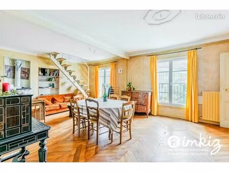 duplex de caractère avec balcon sans vis à vis