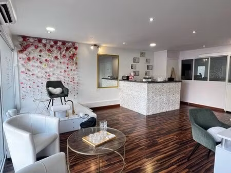 institut de beauté/onglerie