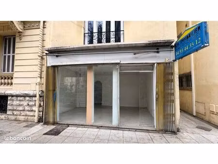 local commercial à louer