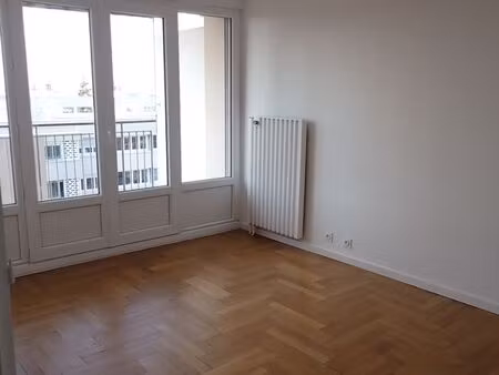 studio t1 bis – 31 m² – résidence de qualité avec vue