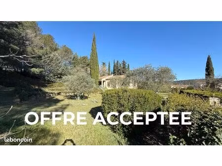 villa 5 pièces 120 m²