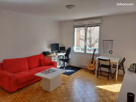 à sous-louer – appartement meublé 48 m² (juin → octobre 2026)