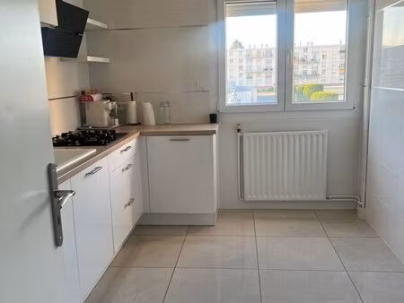 corbas   t4 à louer