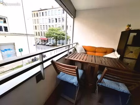 appartement croix rousse t3 de 72 m² avec balcon