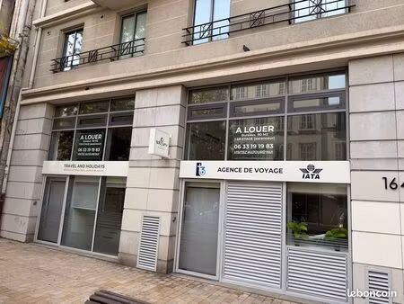 a louer : bureaux marseille (13006) lieutaud royal castellane 88 m² - 500 euros/mois