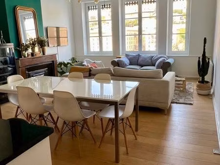 à louer t2 63m2 - quai pierre scize