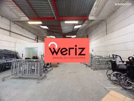 local industriel 1 210 m²