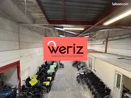 local industriel 453 m²