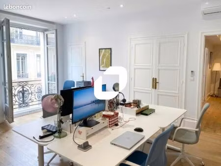 bureaux  hôtel 106 m²