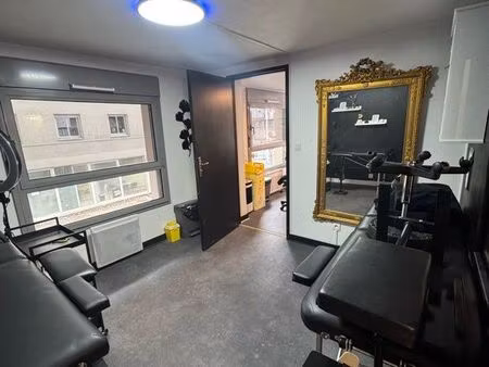 local commercial privé 12m2 - lyon charpenne