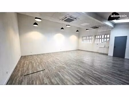 belle surface pour transformation en loft ou bureaux