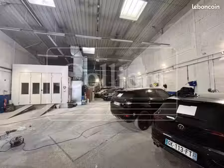 local industriel 406 m²