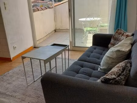 t2 meublé - terrasse sans vis à vis - climatisé