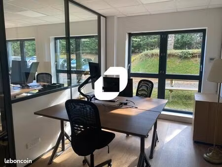 bureaux 205 m²