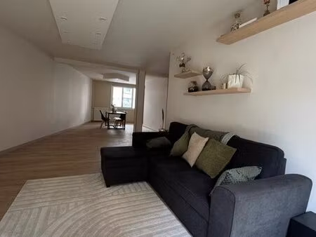 appartement t3 de 100 m² avec terrasse – millau