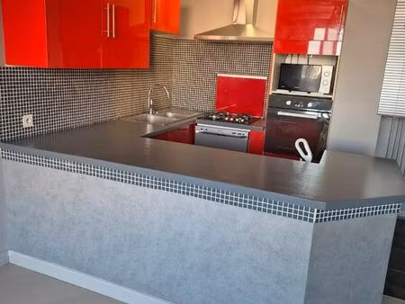 a louer t2 tour de ville