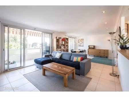 appartement 3 pièces 80 m²