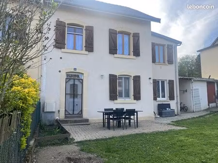 maison 7 pièces 126 m²