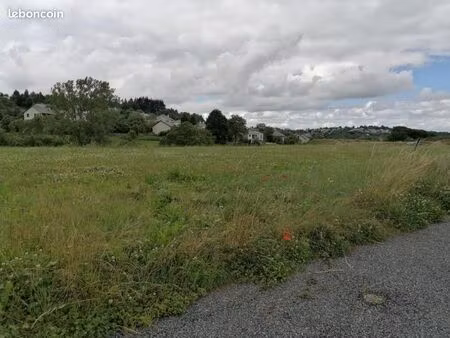 terrain 702 m² baraqueville