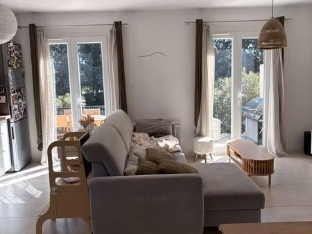 villa mitoyenne -lumineux -campagne- calme