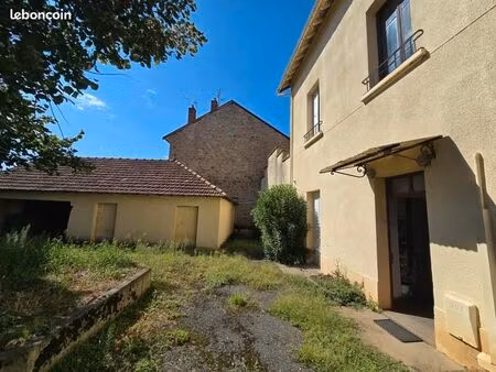 immeuble 323 m² capdenac gare