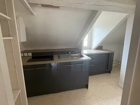 caen centre ancien situe rue de bayeux prox place ancienne boucherie