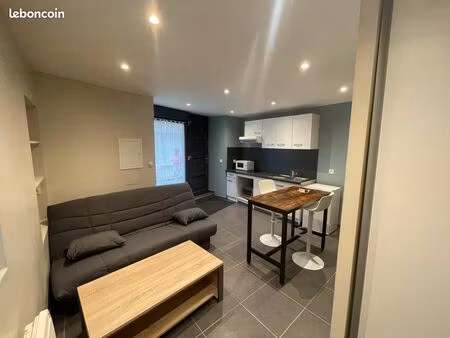 loue studio meublé rez de chaussé courte durée