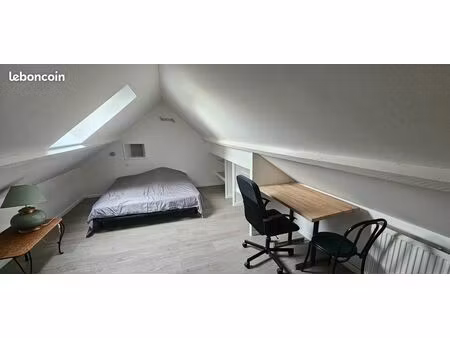 loue chambre meublée