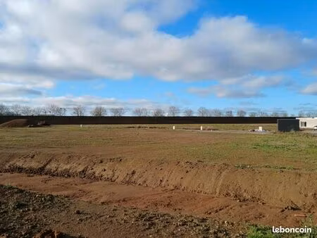 terrain 245 m² benouville