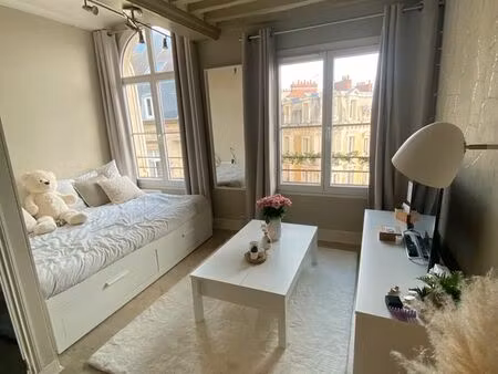 charmant t1 meublé hyper centre