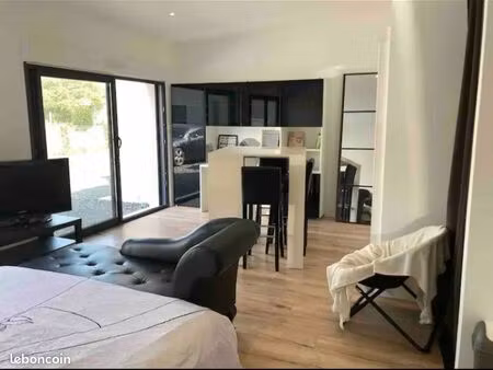 grand studio meublé 31 m² – proche caen / mer – disponible août 2026 – 600 cc