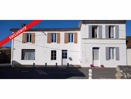 vente immeuble 0 pièces 322 m² à champagnolles (17240)  305 000 €