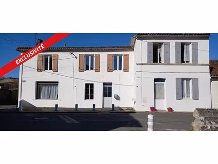 vente immeuble 322 m² à champagnolles (17240)  305 000 €