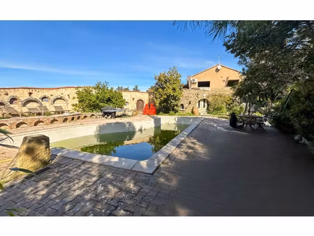 maison quarante m² t-2 à vendre  264 000 €