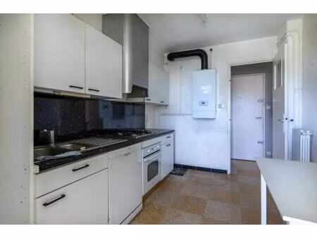 appartement de 4 pièces de 75 m² à toulon