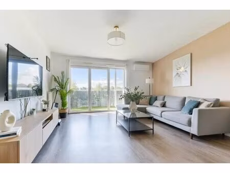 t3 lumineux 68 m² avec grand balcon à vertou
