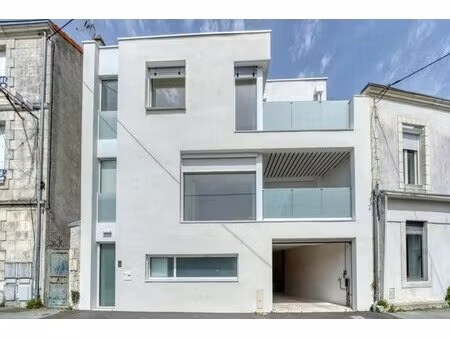 maison d'architecte de 5 pièces de 147 m² à la rochelle