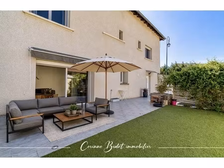 maison 5 pièces - 138 m²