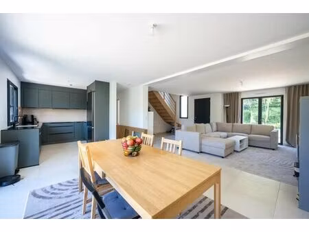 maison de 5 pièces de 135 m² à saulx-les-chartreux