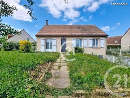 maison 4 pièces 75 m²