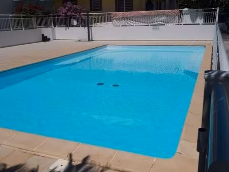 t2 piscine gosier