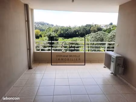 appartement 3 pièces 65 m²